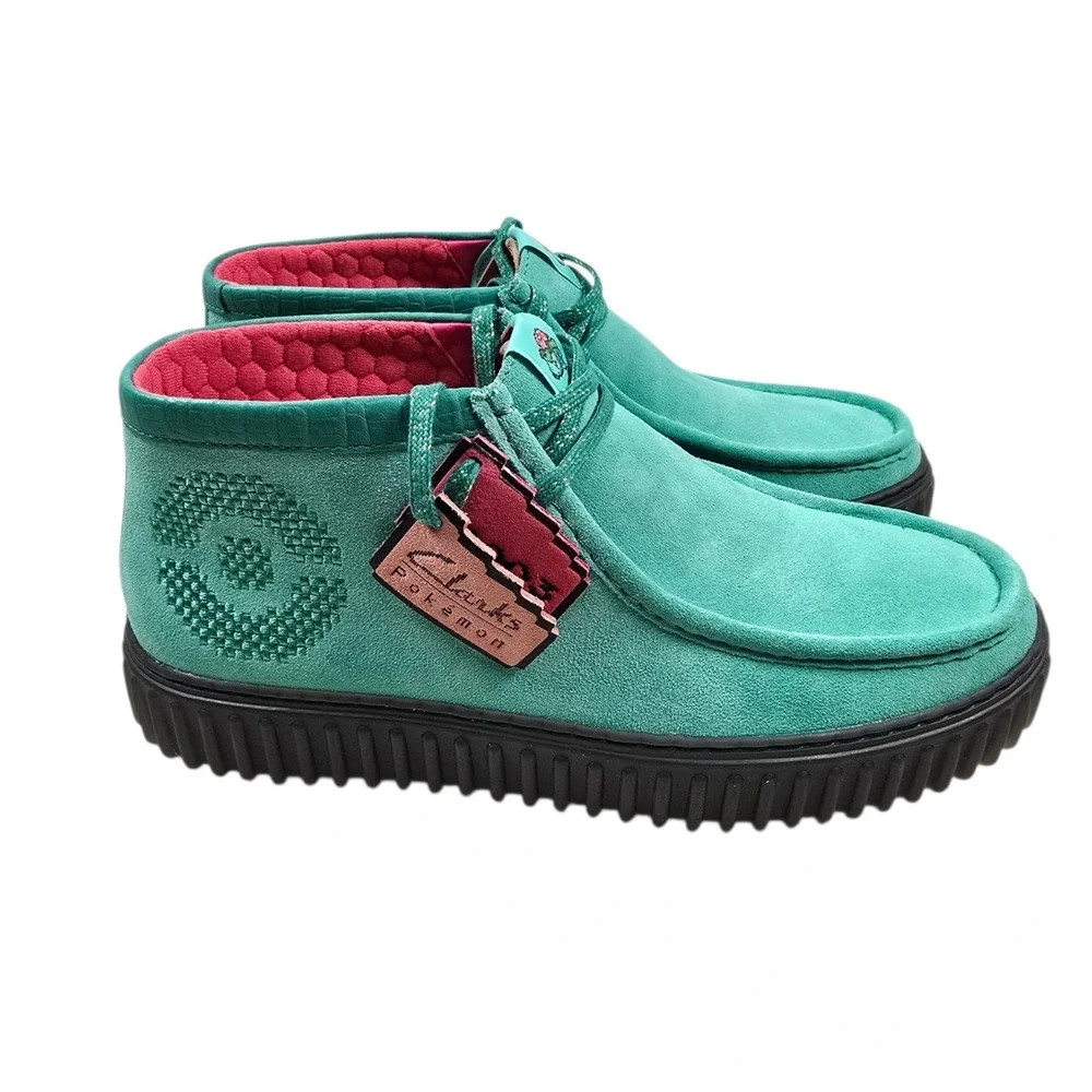 Clarks Torhill Explore X Pokémon Venusaur Turquoise Suede Chukka, Mens Sz 10 NEW